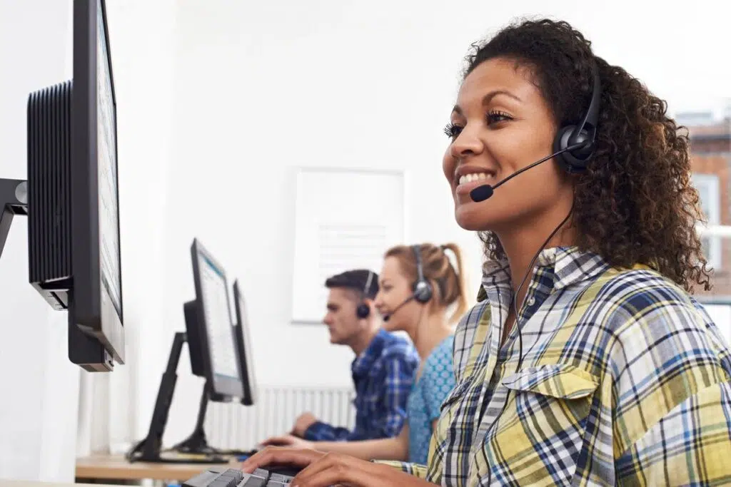 Remote Work in the UAE: Best Online Jobs and How to Get Hired |